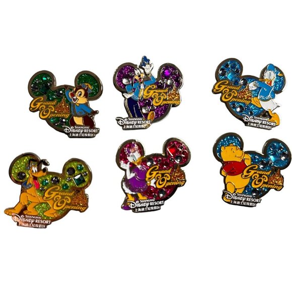 Disney Daisy Donald Trading Pin Pooh Pluto Goofy Shanghai Lapel Pin Brooch Badge - Picture 1 of 4